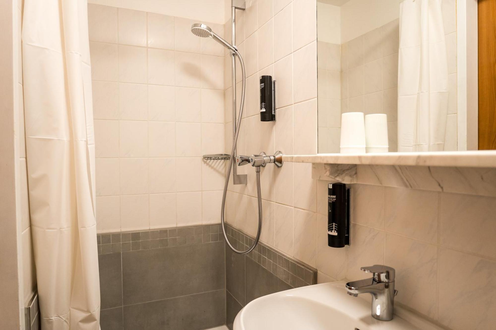 Antares Apartments 杜塞尔多夫 外观 照片